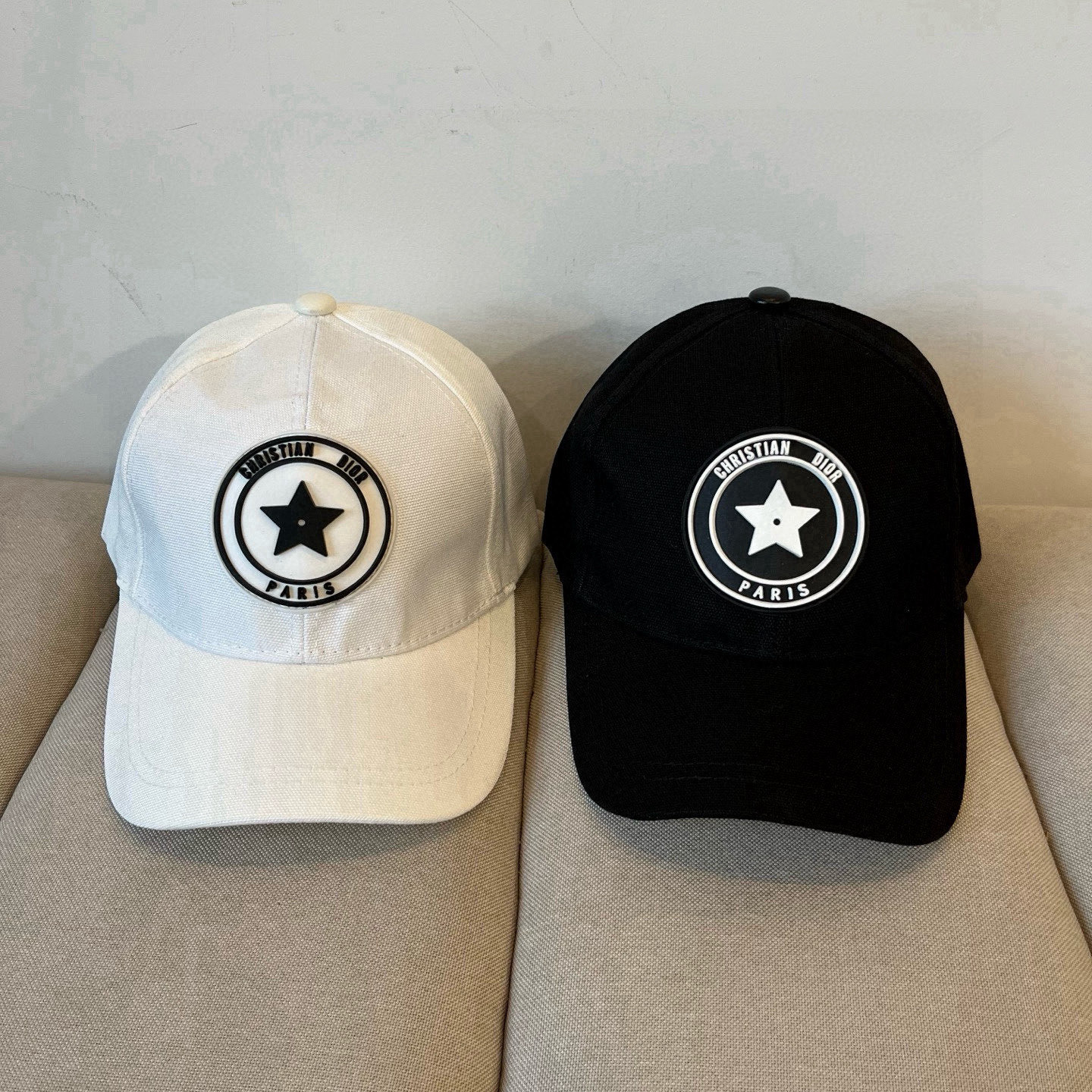 ディオール「Dior」Essential シンプル ベースボールキャップ