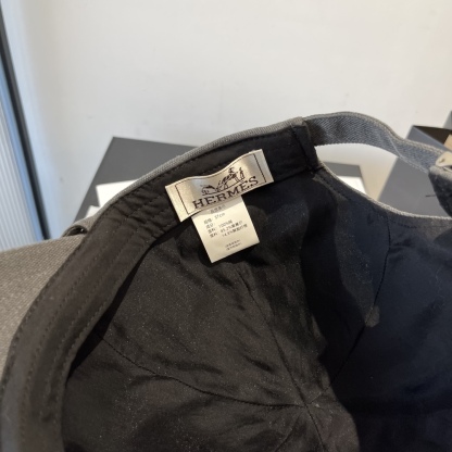 エルメス「Hermès」  Petit h 帆布キャップ