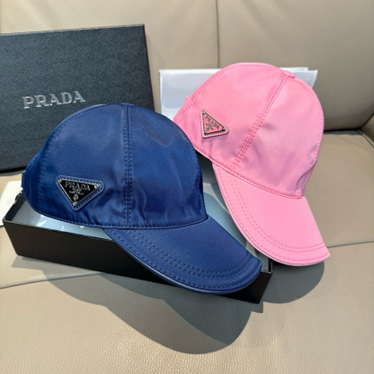 プラダ「Prada」Re-Nylon ベースボールキャップ