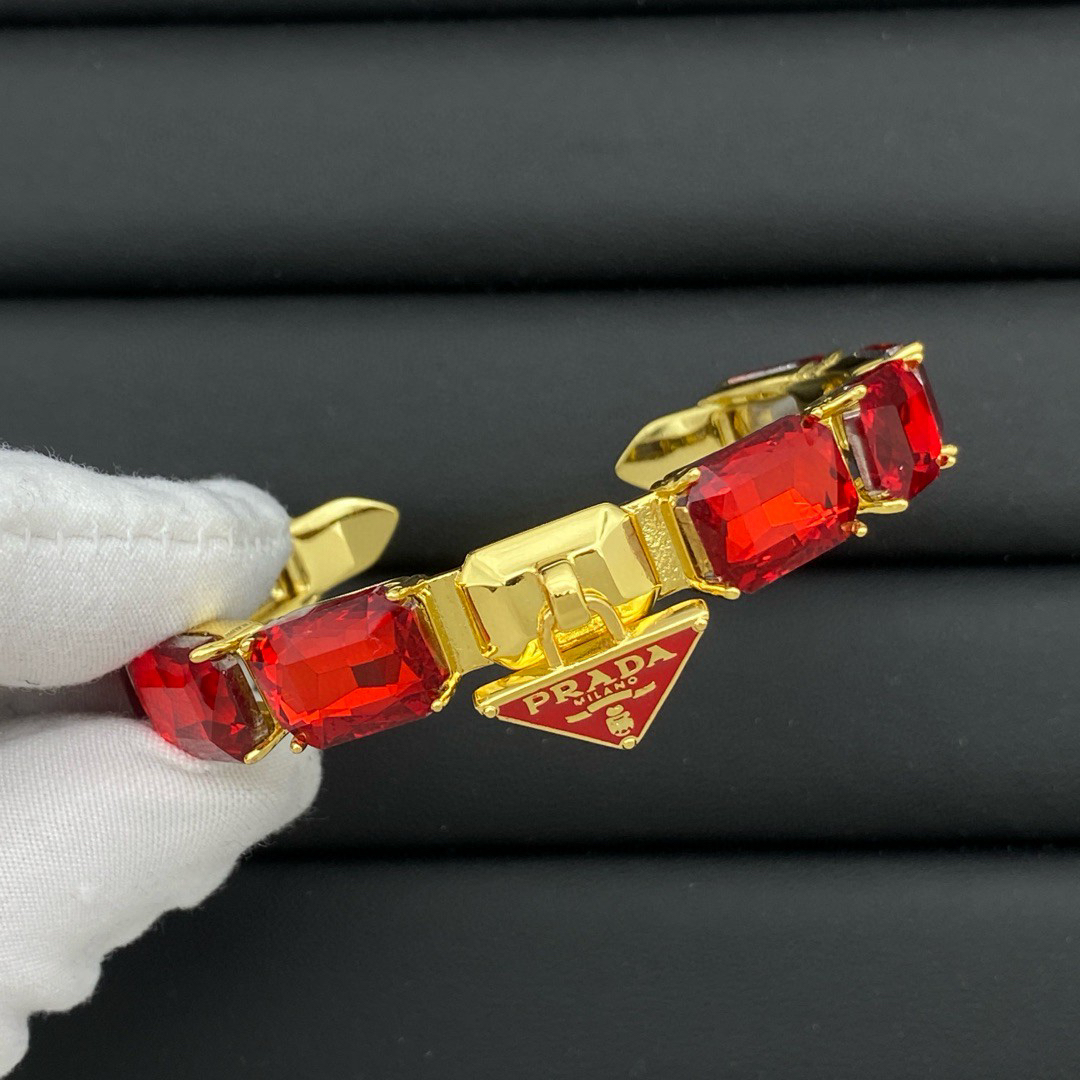 プラダ「Prada」プラダ Eternal Gold 18K ゴールド ブレスレット