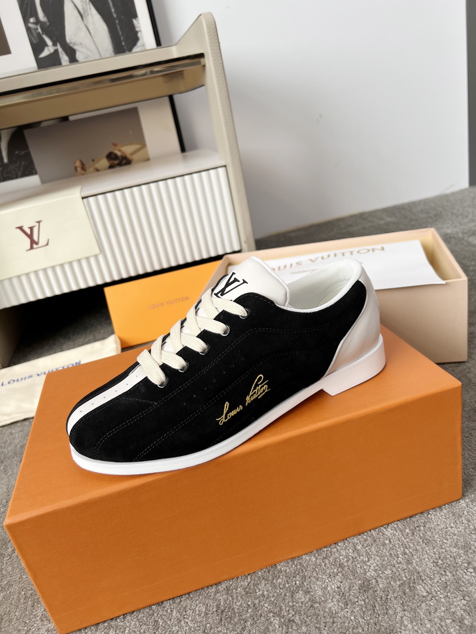 ルイ・ヴィトン「Louis Vuitton」Bowling スニーカー メンズ レザー シューズ