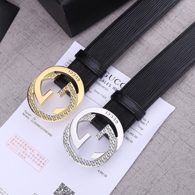 グッチ「Gucci」ウェーブレザー GGロゴ ベルト100CM