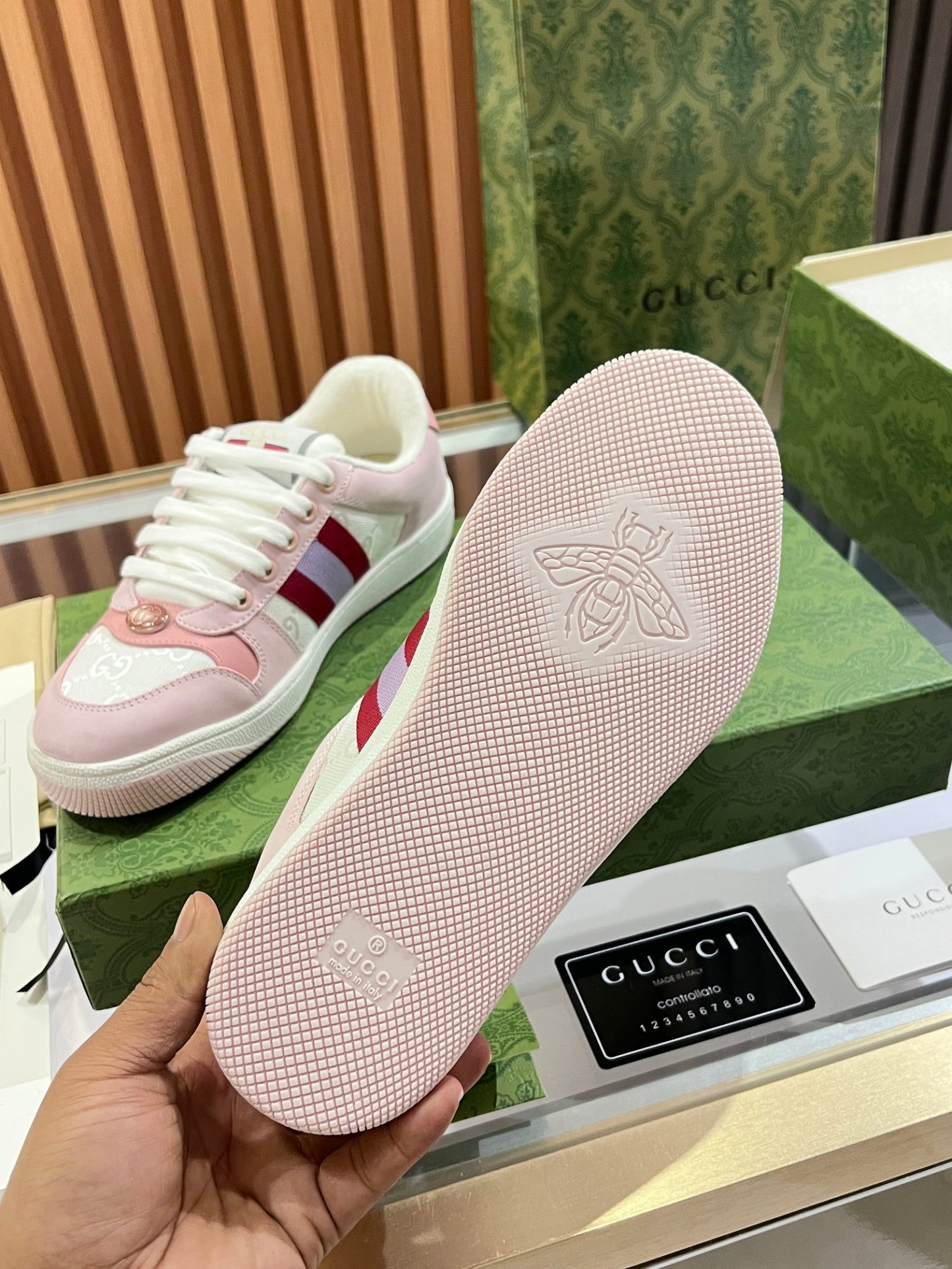 グッチ「Gucci」スクリーナー ダーティスニーカー スニーカー