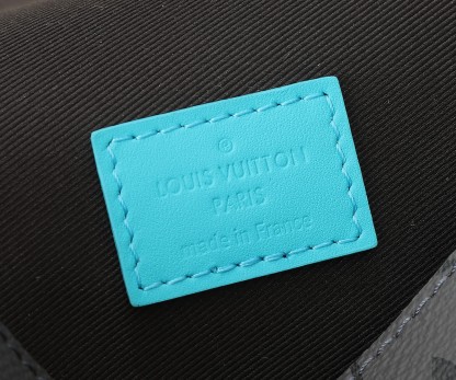 ルイ・ヴィトン「Louis Vuitton」スティーマーウェアラブル ウォレット