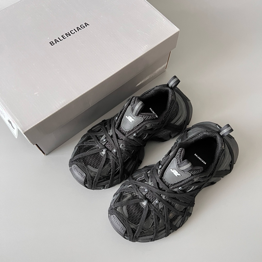 バレンシアガ「Balenciaga」Phantom Sneaker 3XL バンドデザイン ダディシューズ