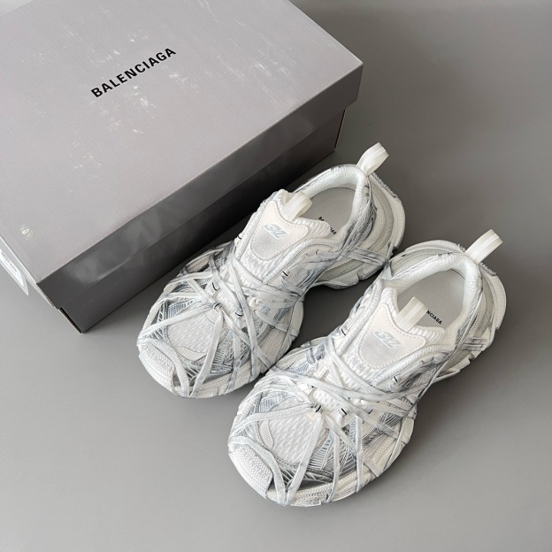バレンシアガ「Balenciaga」Phantom Sneaker 3XL バンドデザイン ダディシューズ
