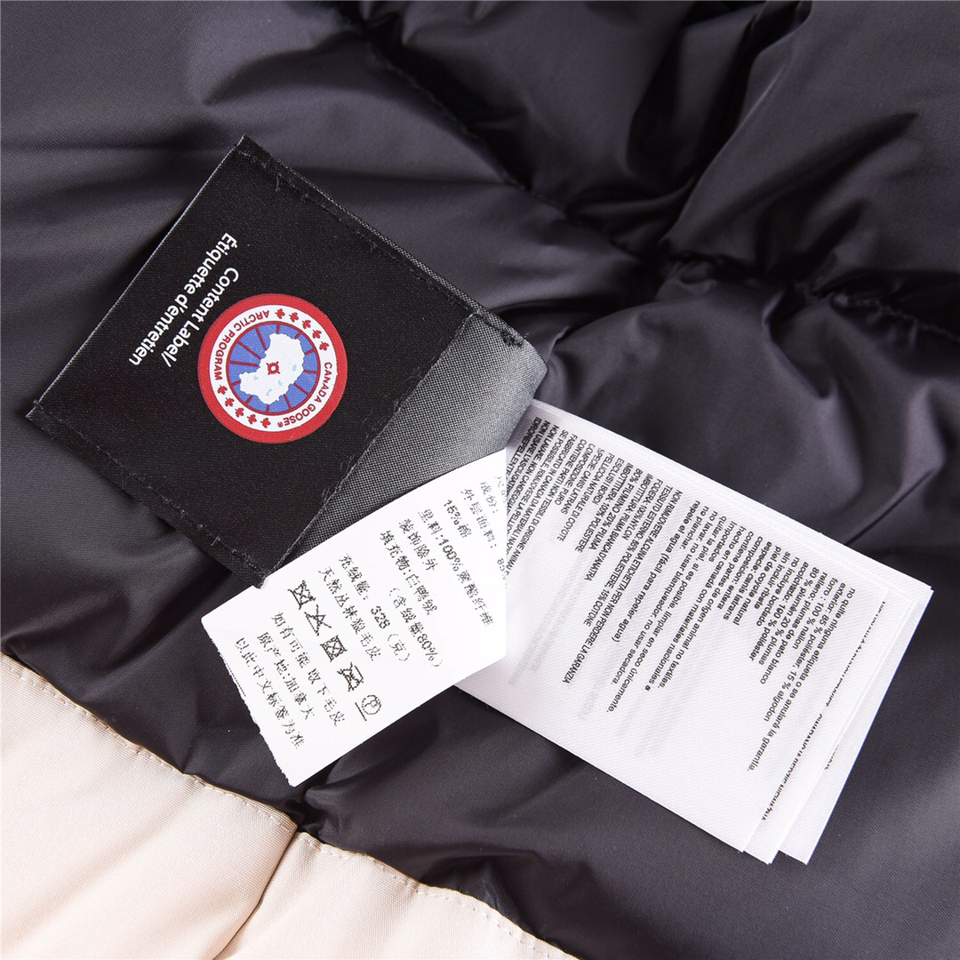 カナダグース「Canada Goose」ユニセックス プレミアムダウンコート