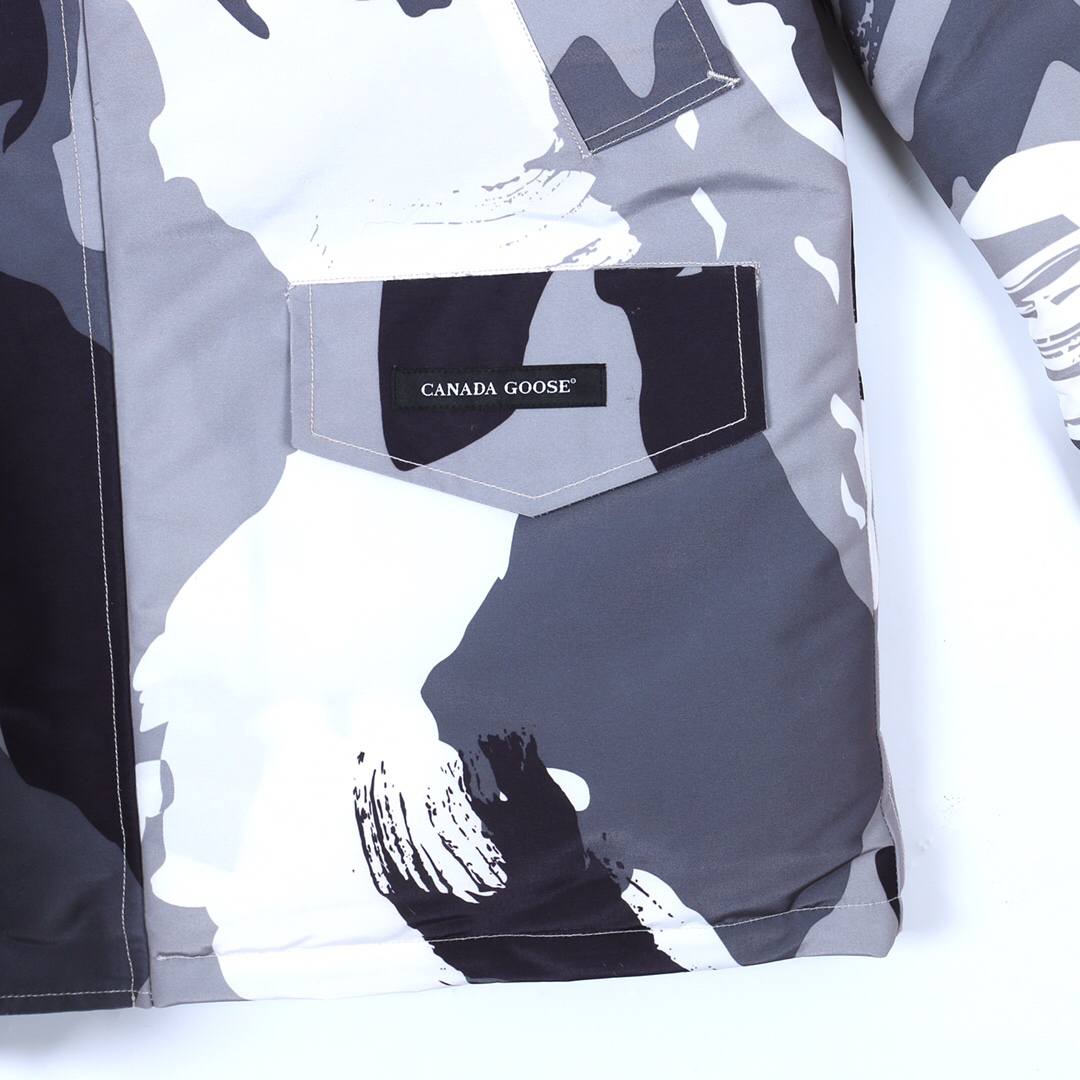カナダグース「Canada Goose」ユニセックス プレミアムダウンコート