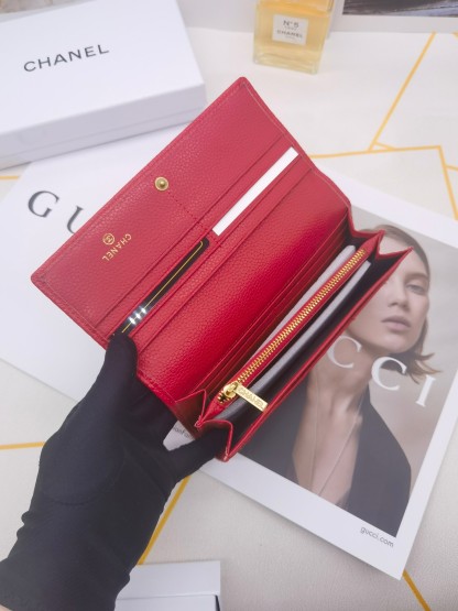 シャネル「Chanel」二つ折りレザーウォレット