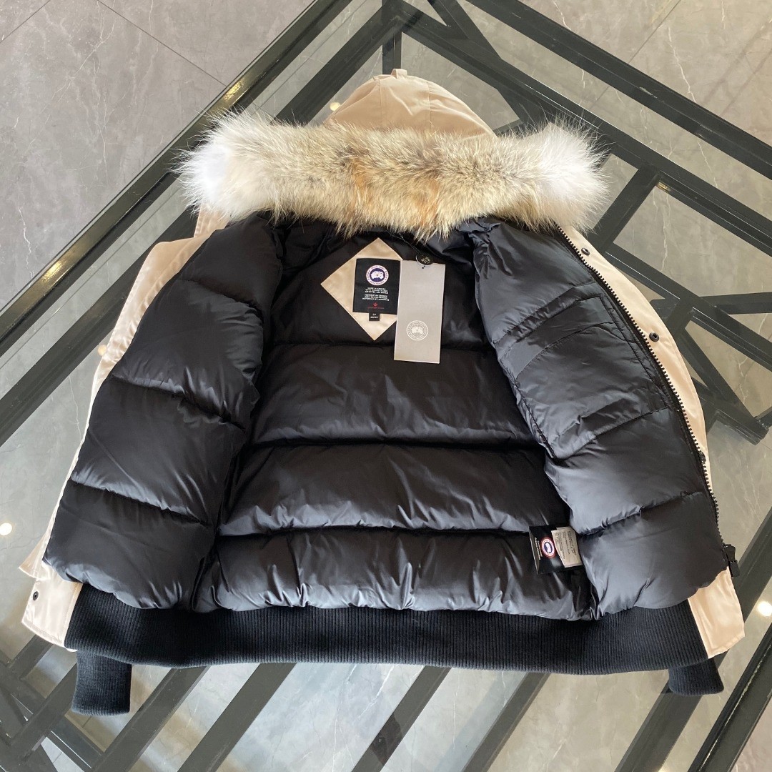 カナダグース「Canada Goose」フライトジャケット