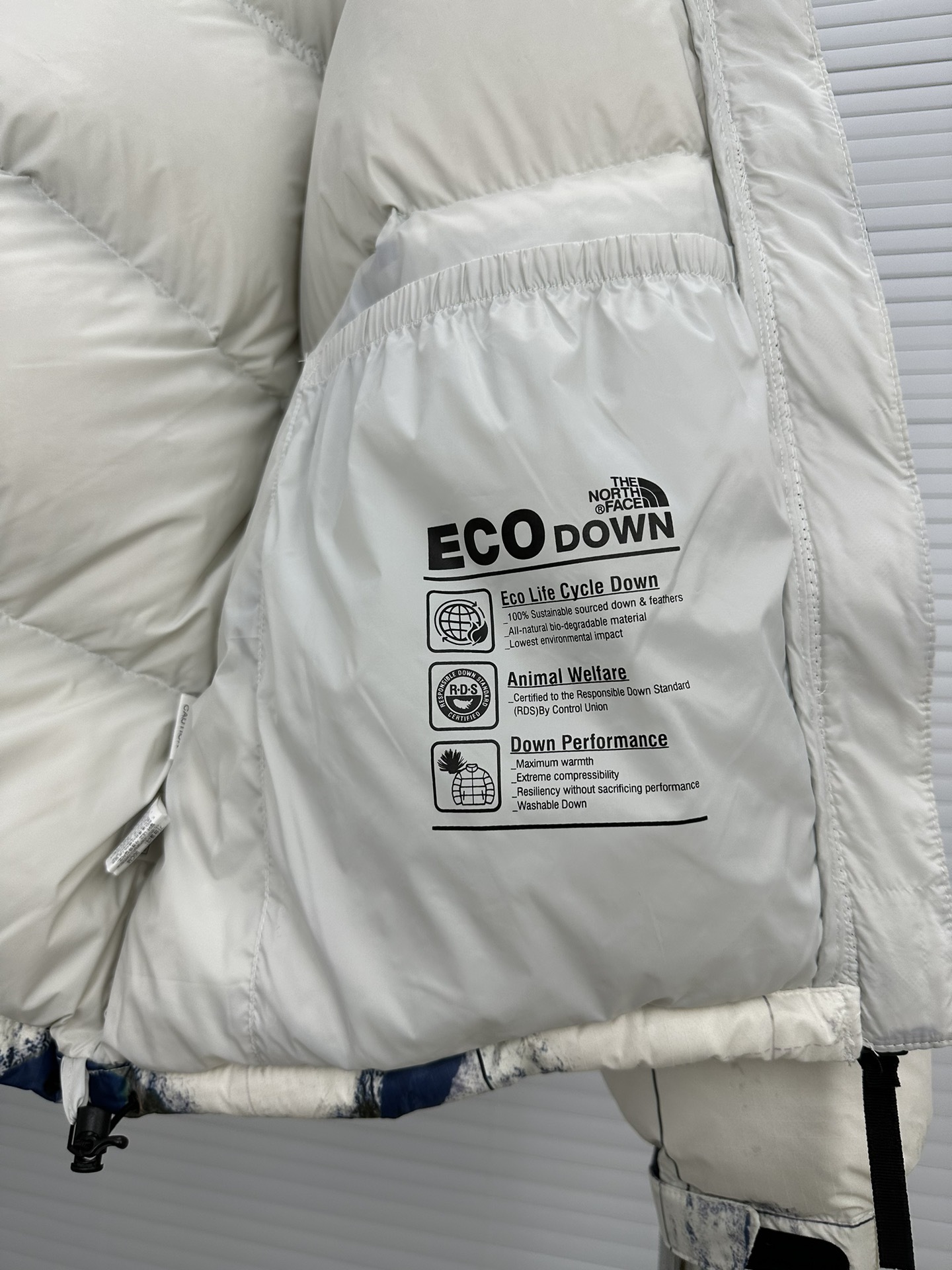 ザ・ノースフェイス「The North Face」Nuptse 1996 アースカラー ダウンジャケット