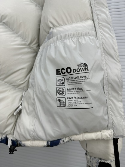 ザ・ノースフェイス「The North Face」Nuptse 1996 アースカラー ダウンジャケット