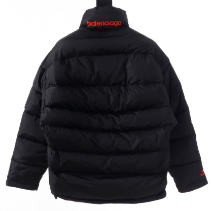 バレンシアガ「Balenciaga」‌ BLCG 24FW 3B リバーシブル ダウンジャケット