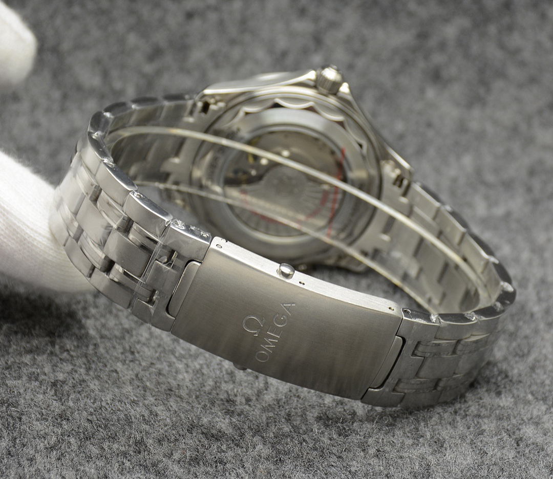 オメガ「Omega」シーマスター クラシック メンズ メカニカル ウォッチ41mm