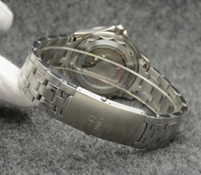 オメガ「Omega」シーマスター クラシック メンズ メカニカル ウォッチ41mm