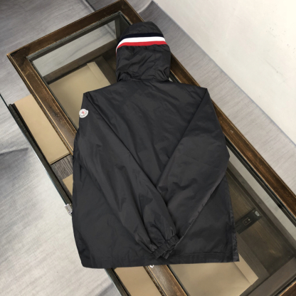 モンクレール「Moncler」 2025 サマージャケット