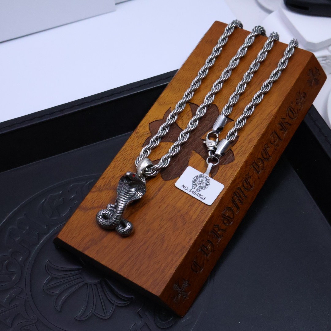 クロムハーツ「Chrome Hearts」ネックレスです