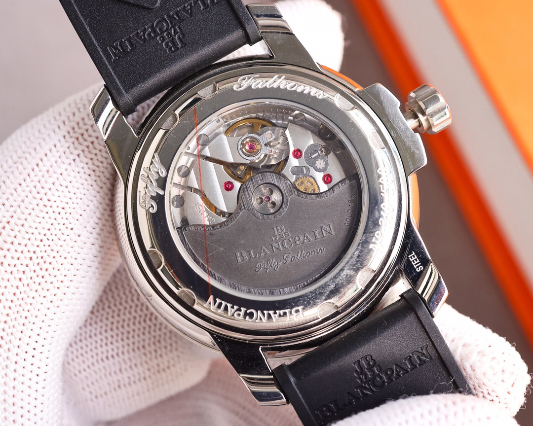 ブランパン「Blancpain」フィフティ・ファゾム「No Radiations」限定版自動巻きダイバーズウォッチ40.3mm