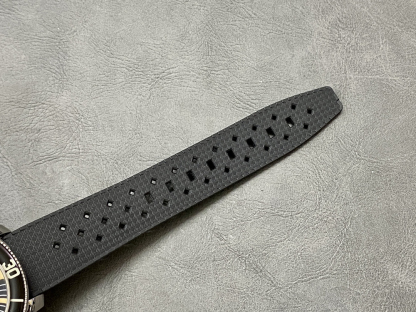 ブランパン「Blancpain」フィフティ・ファゾム バラクーダ自動巻きダイバーズウォッチ40.3mm