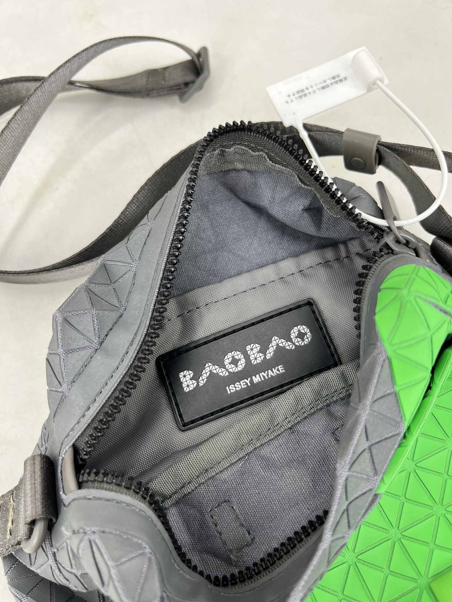 イッセイ・ミヤケ「Issey Miyake」  KURO PATCHWORK ショルダーバッグ