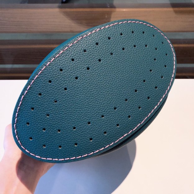 デルヴォー「Delvaux」Pin ミニバケットバッグ