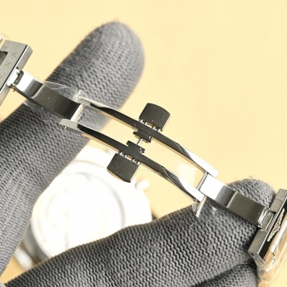 ロンジン「Longines」マスターコレクション クロノグラフ メンズウォッチ 42mm