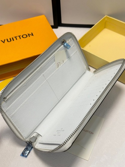 ルイ・ヴィトン「Louis Vuitton」ジッピーウォレット･ホリゾンタル