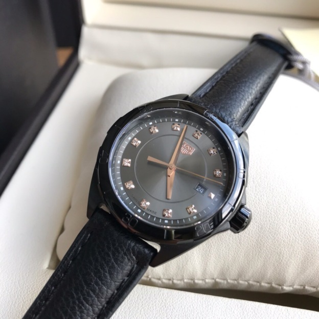 タグ・ホイヤー「TAG Heuer」フォーミュラクォーツ レディース 腕時計32mm