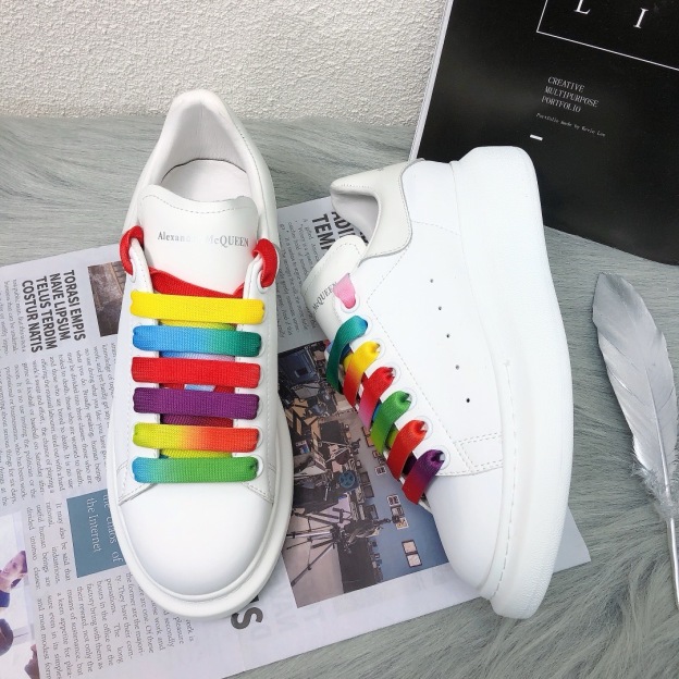 アレキサンダー・マックイーン［Alexander McQueen］Oversized Sneaker "Fluffy-Trim White" スニーカー