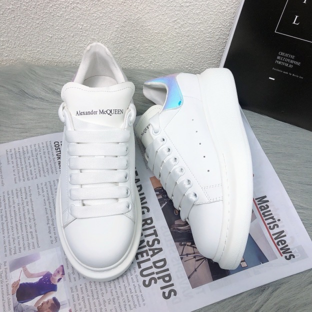アレキサンダー・マックイーン［Alexander McQueen］Oversized Sneaker "Fluffy-Trim White" スニーカー