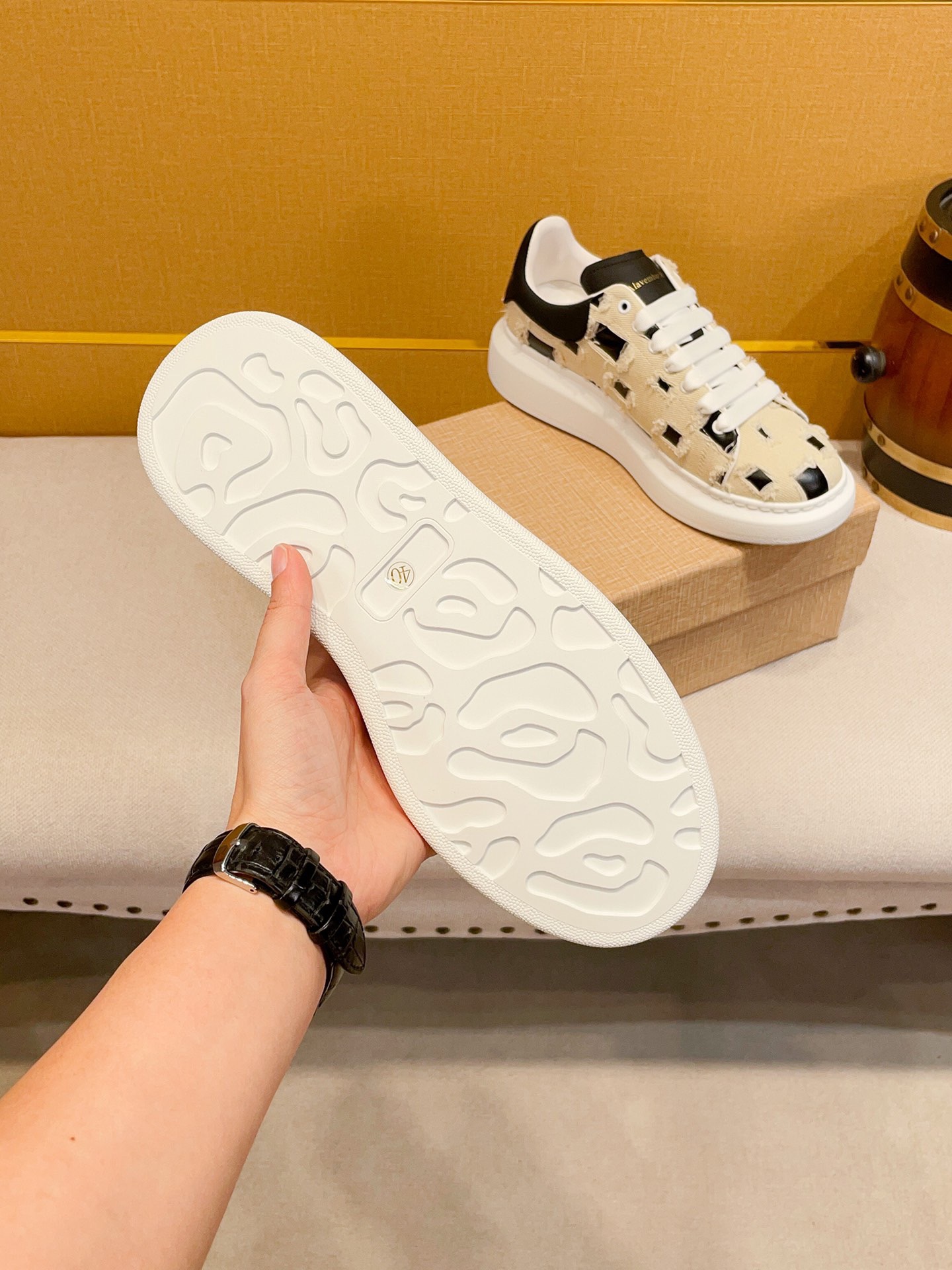 アレキサンダー・マックイーン［Alexander McQueen］Oversized Sneaker "Designer Edition" スニーカー