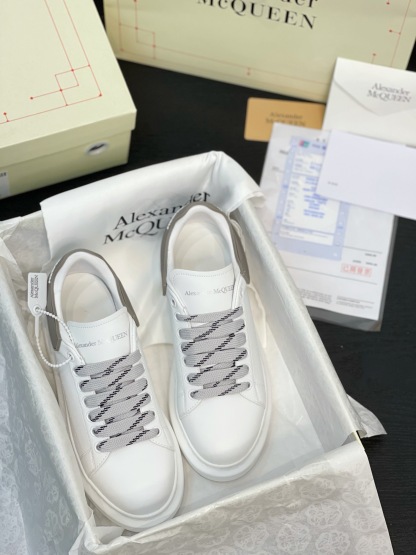 アレキサンダー・マックイーン［Alexander McQueen］Oversized Sneaker スニーカー