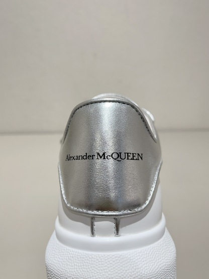 アレキサンダー・マックイーン［Alexander McQueen］Oversized Sneaker スニーカー