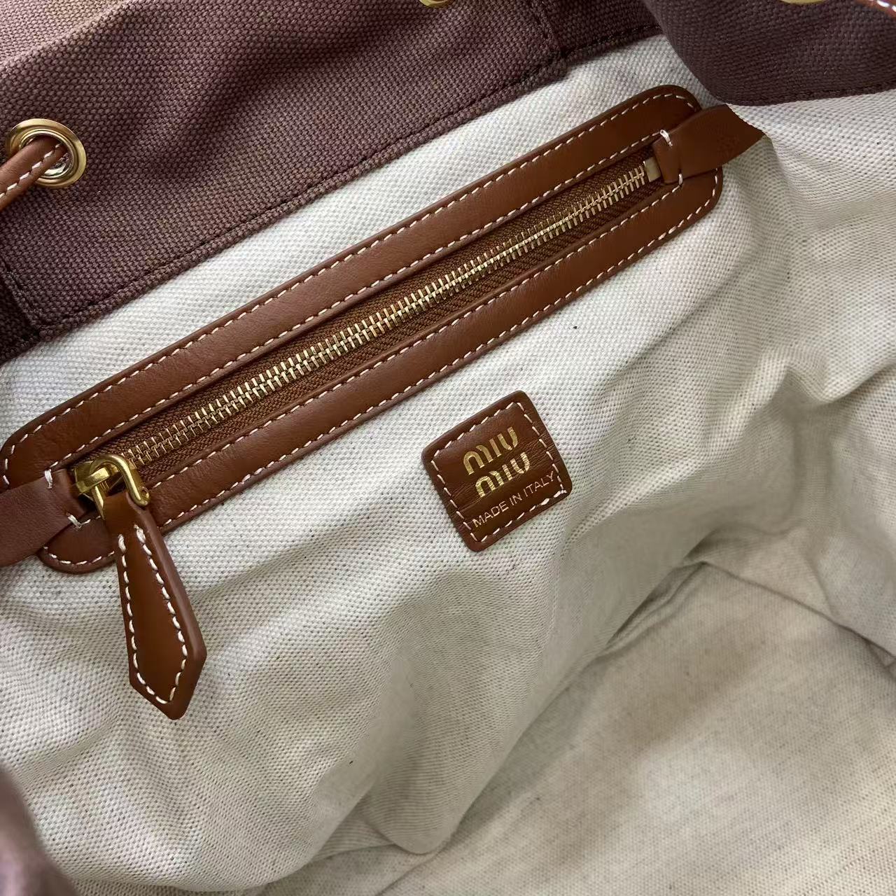 ミュウミュウ「Miu Miu」バックパック レザー＆キャンバス デュアルストラップ ショルダーバッグ