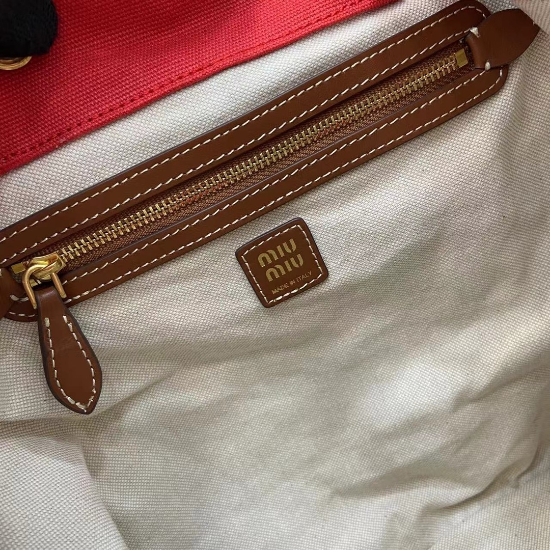 ミュウミュウ「Miu Miu」バックパック レザー＆キャンバス デュアルストラップ ショルダーバッグ