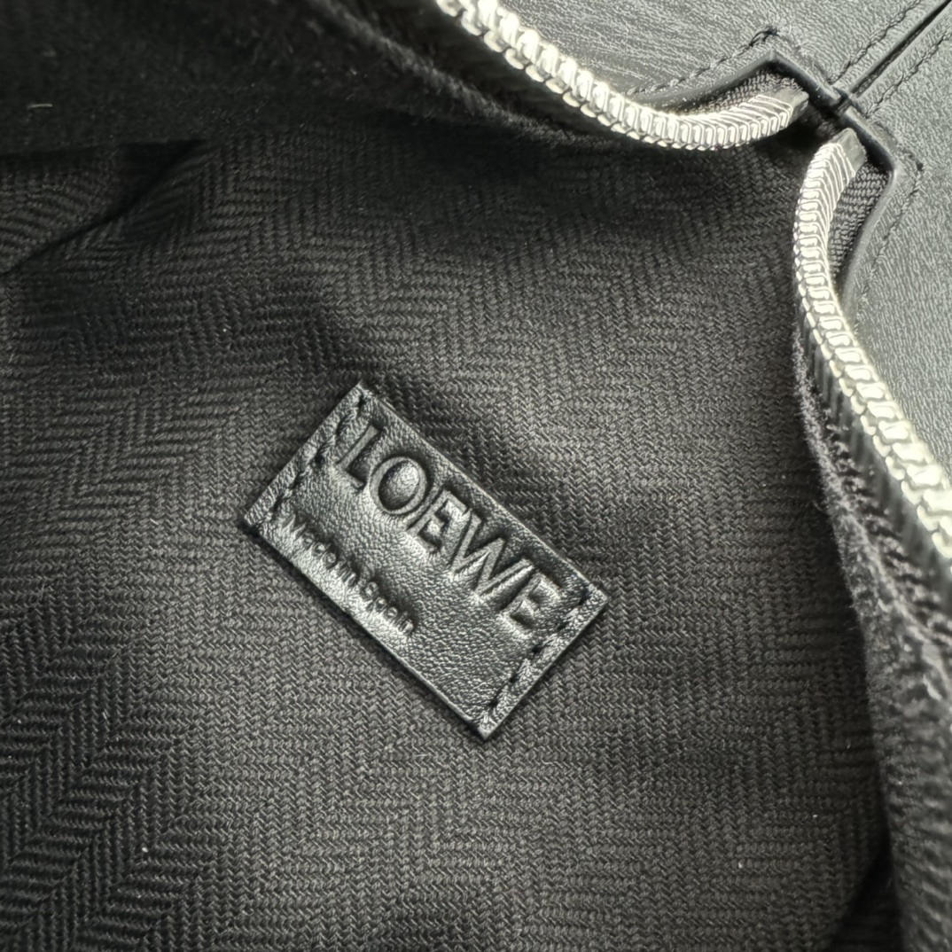 ロエベ「Loewe」Flex バックパック