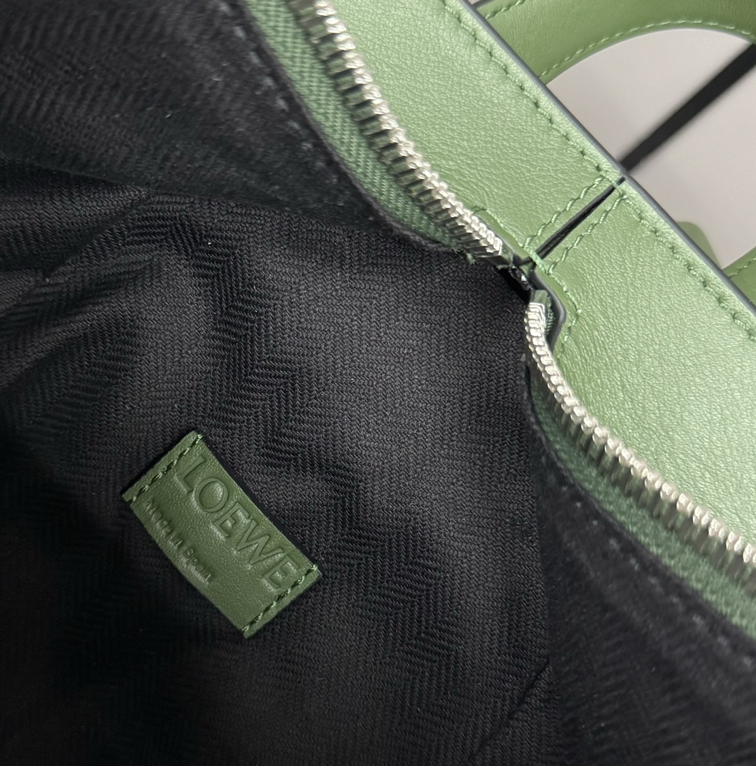 ロエベ「Loewe」Flex バックパック