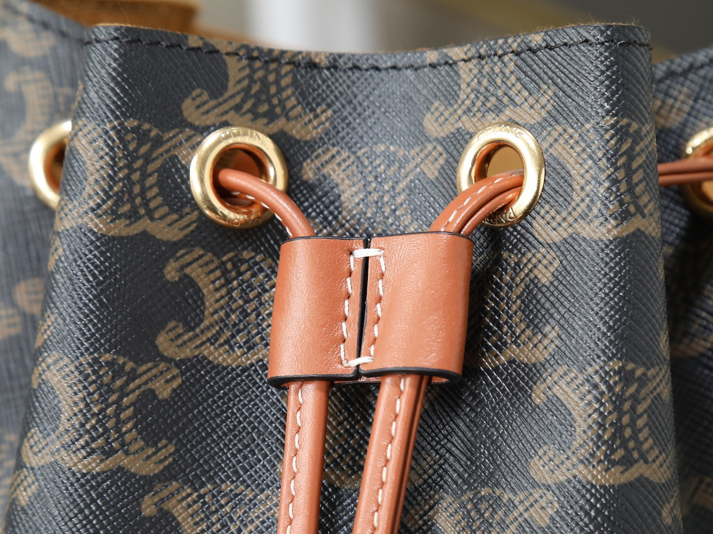 セリーヌ「Celine」Triomphe ミニ バックパック