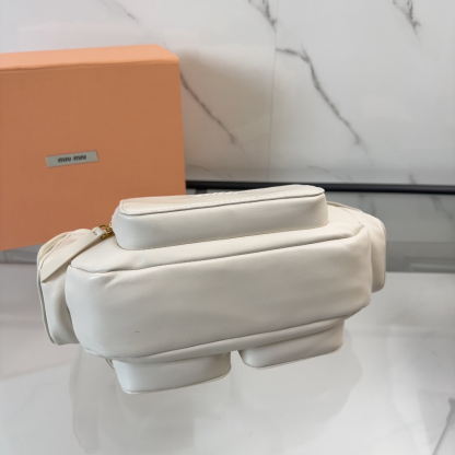 [Copy]ミュウミュウ「Miu Miu」Matelassé バイカー バッグ