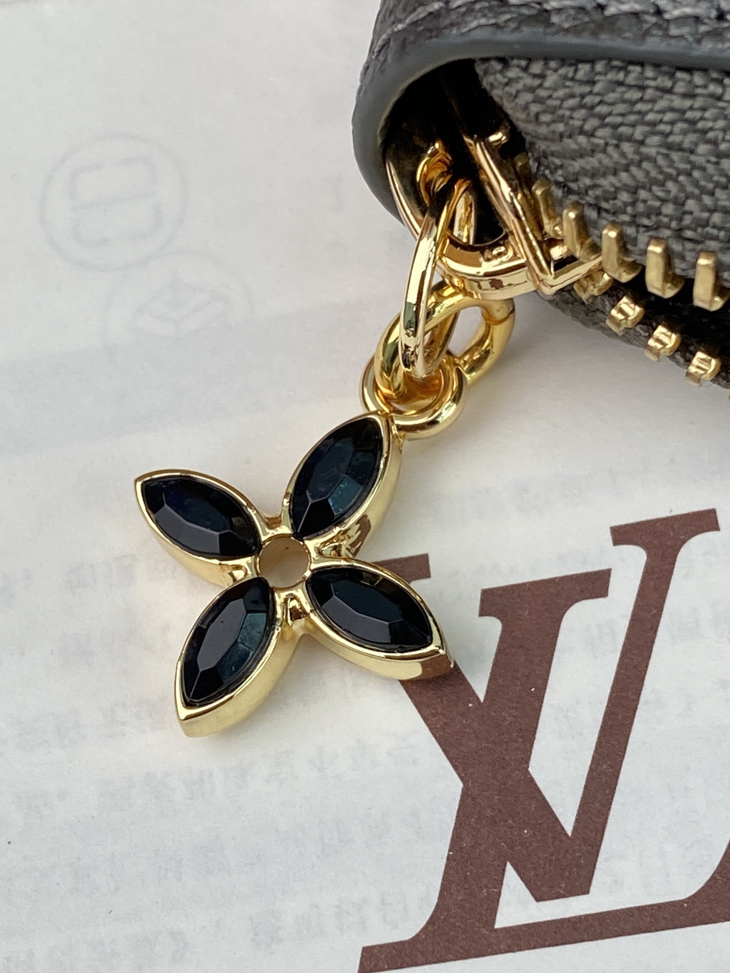 ルイ・ヴィトン「Louis Vuitton」ジッピーウォレット･ホリゾンタル