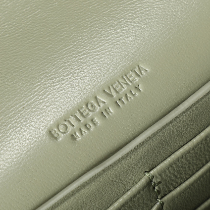 ボッテガ・ヴェネタ「Bottega Veneta」Andiamo イブニングトートバッグ