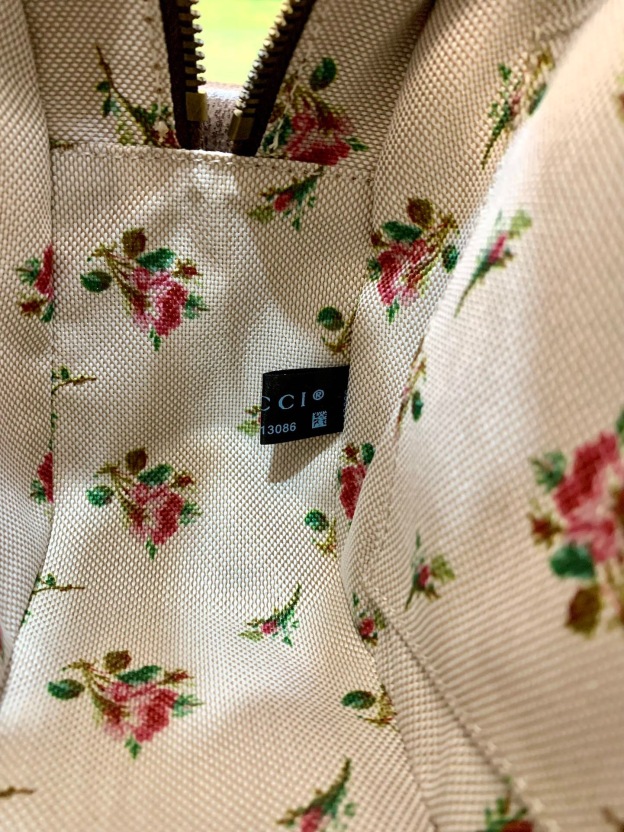 グッチ「Gucci」GG Supreme メッセンジャーバッグ