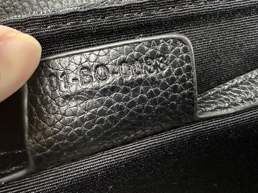 ディオール「Dior」サドル メッセンジャーバッグ