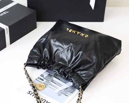 シャネル「Chanel」ショッピングトートバッグ レディース