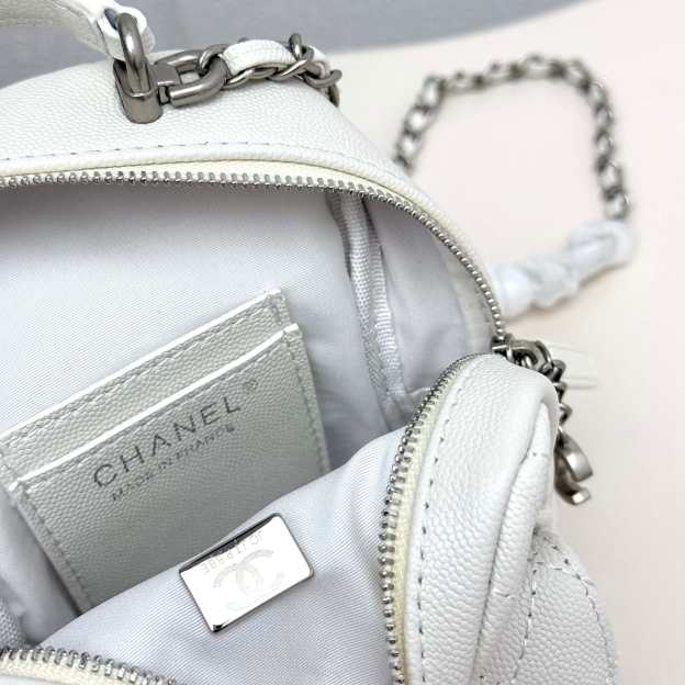 シャネル「Chanel」25C バックパック レザー ミニサイズ