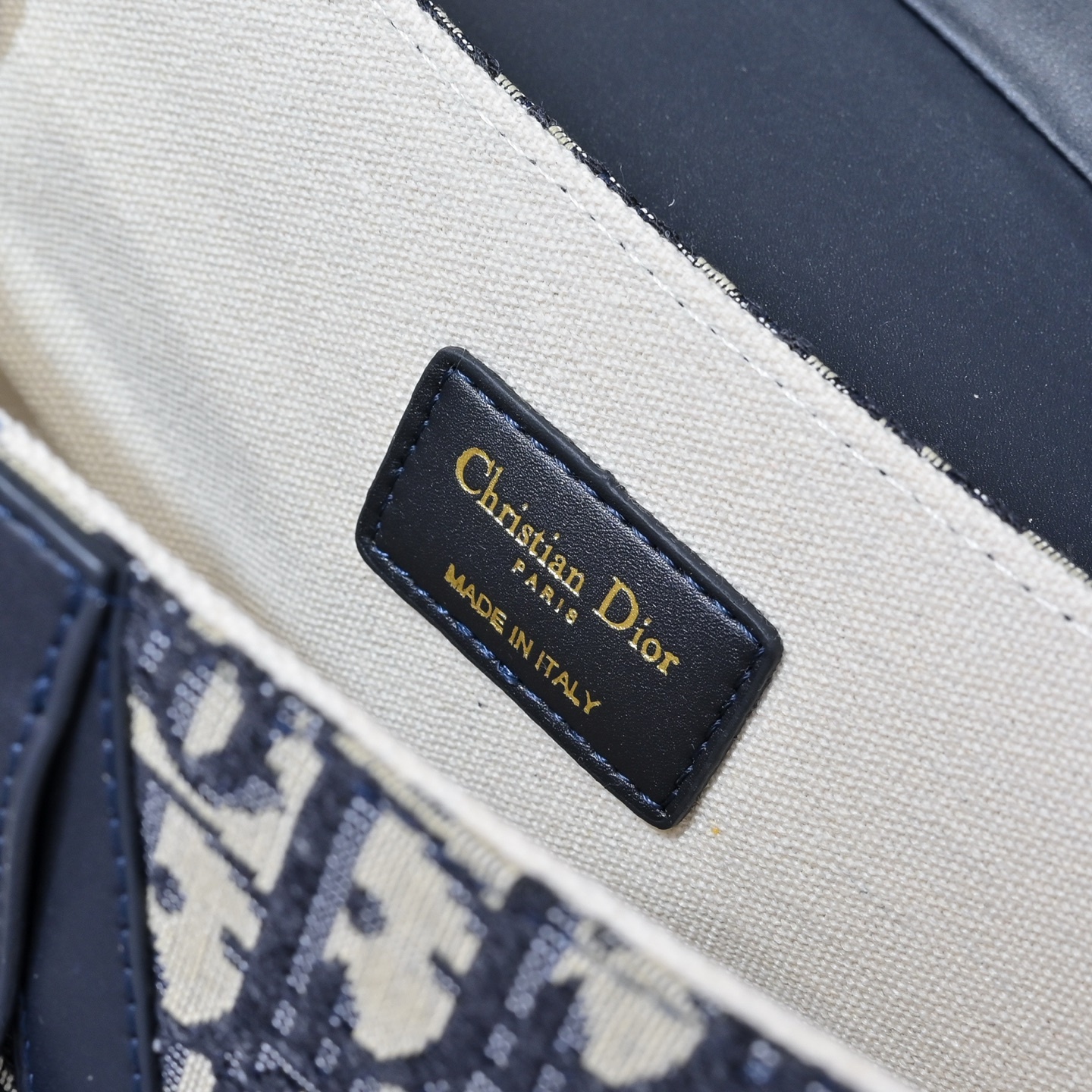 ディオール「Dior」サドルバッグ ショルダーバッグ
