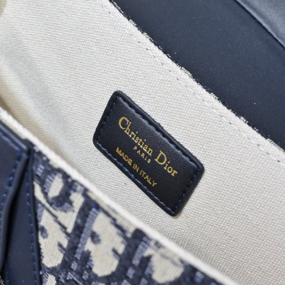 ディオール「Dior」サドルバッグ ショルダーバッグ