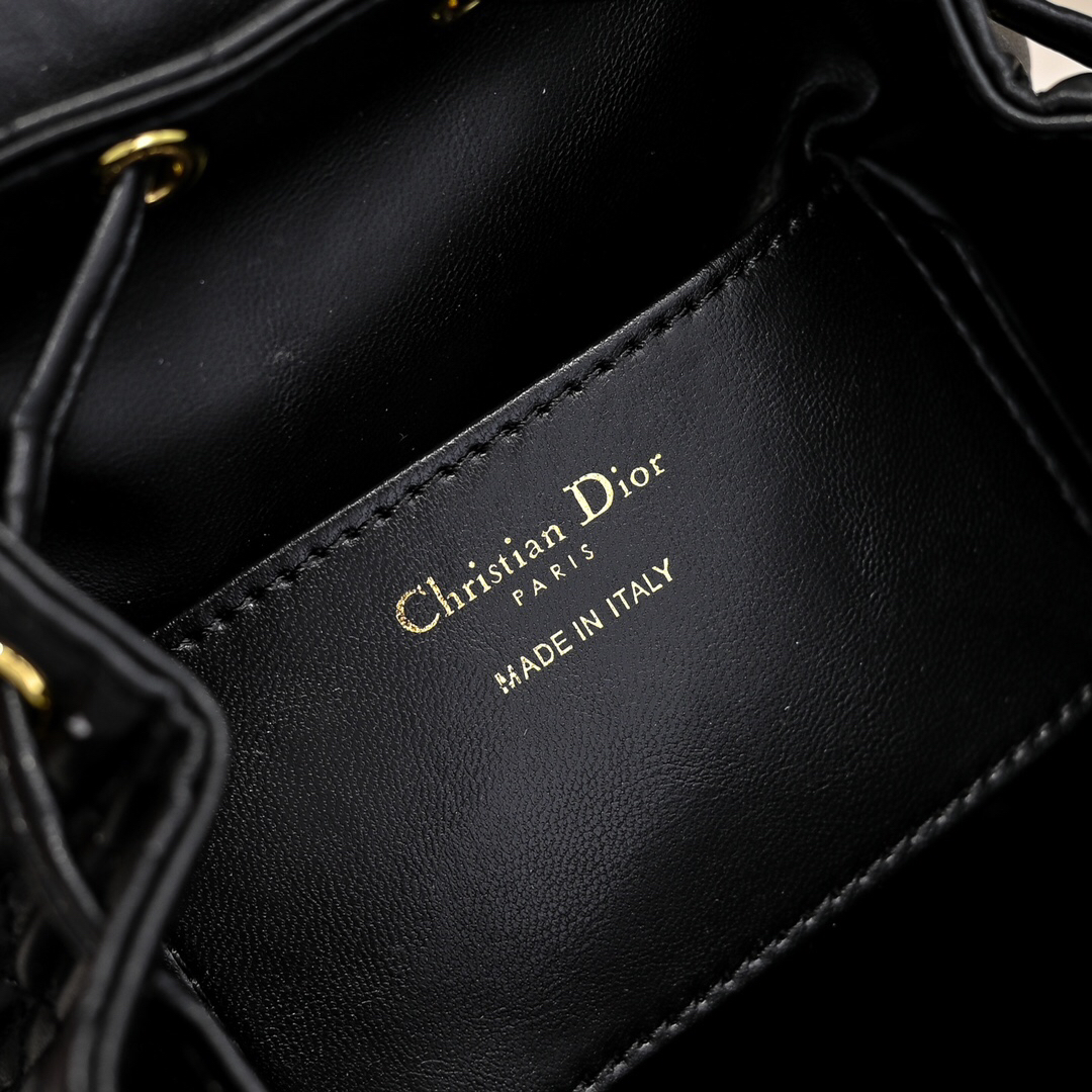 ディオール「Dior」CARO バックパック ミニ