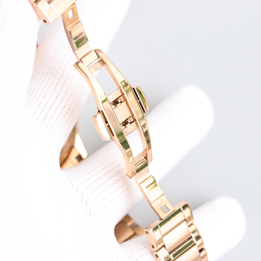 ジャガー・ルクルト［Jaeger-LeCoultre］ノーストラシリーズ 42MM