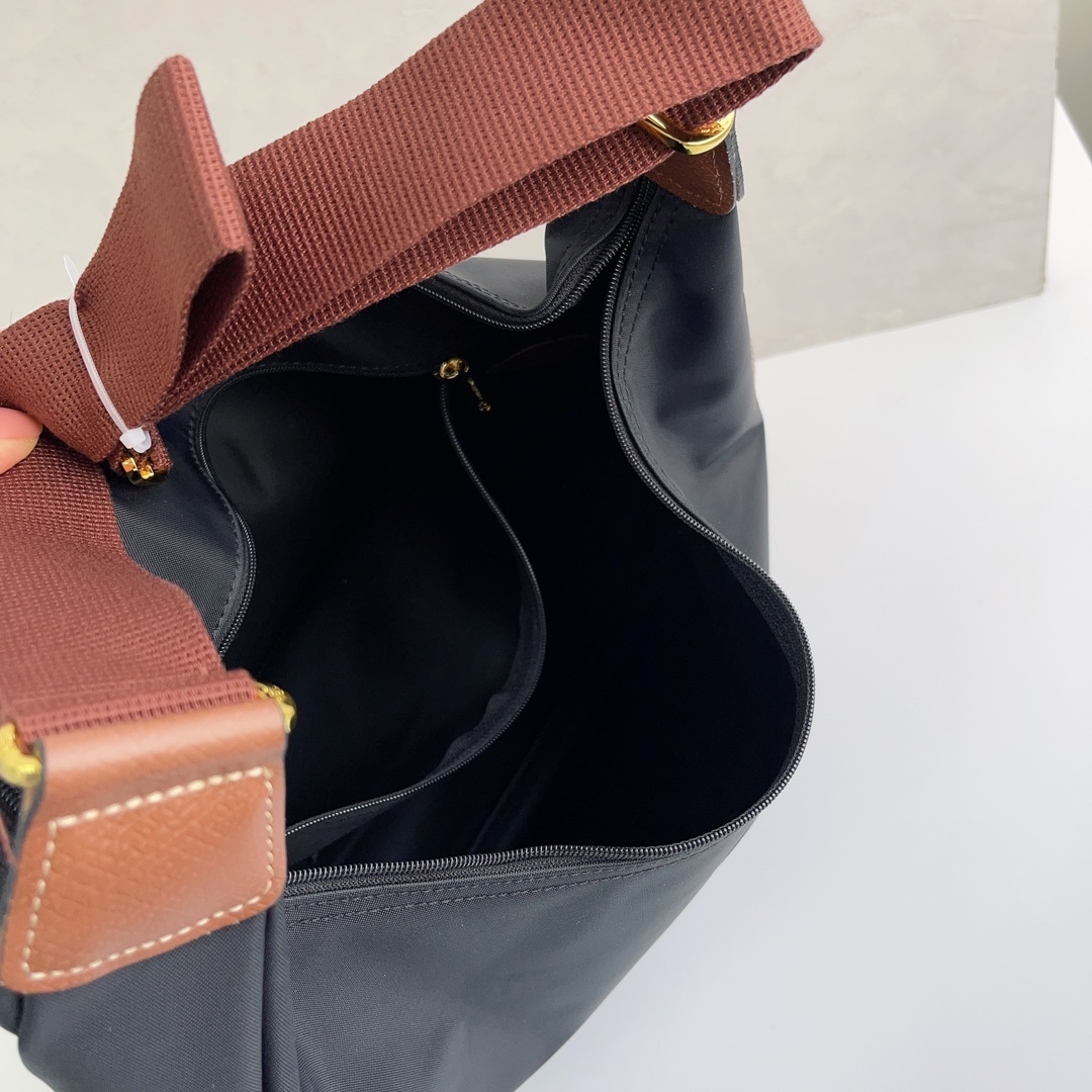 ロンシャン「Longchamp」Le Pliage Xtra ショルダーバッグ